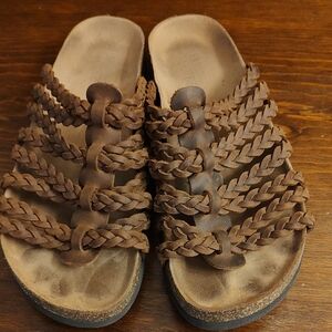 White Mountain Hamza Brown Sandals